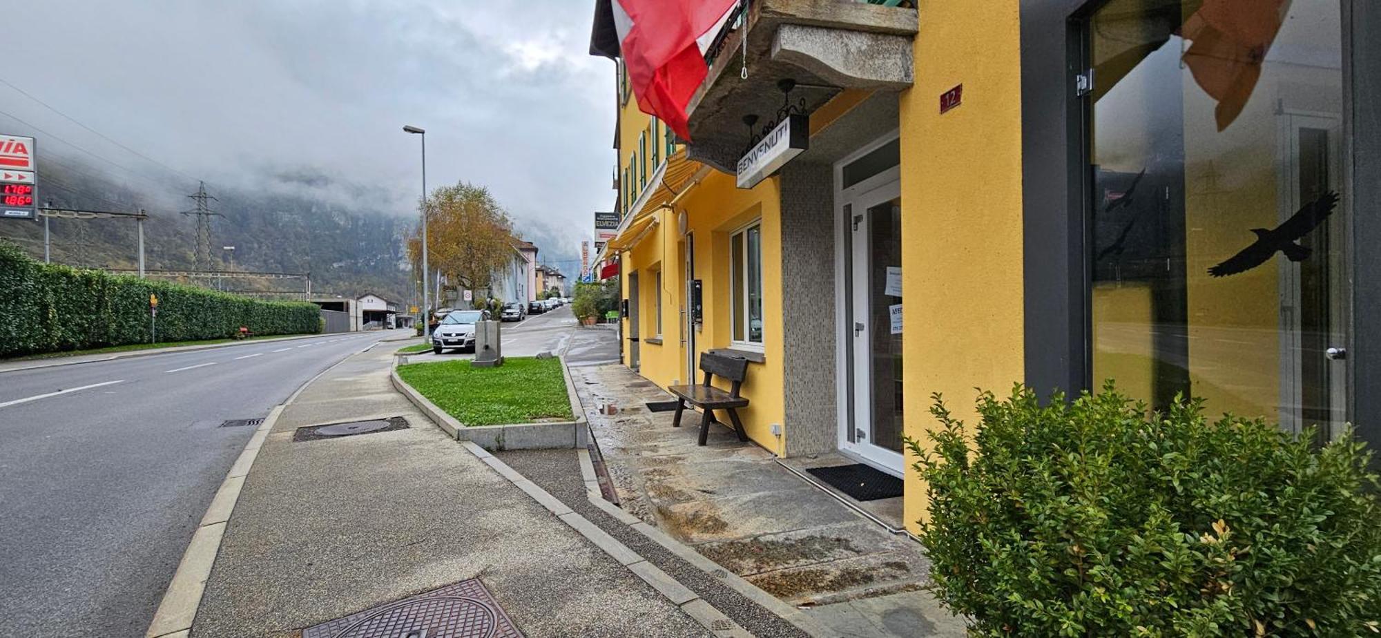 Hotel Elvezia Lavorgo Buitenkant foto